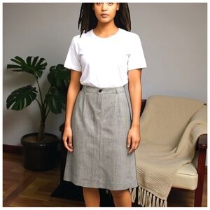 Louis Feraud Women’s Vintage Midi A-Line Skirt. Gray, Black. Size 6
